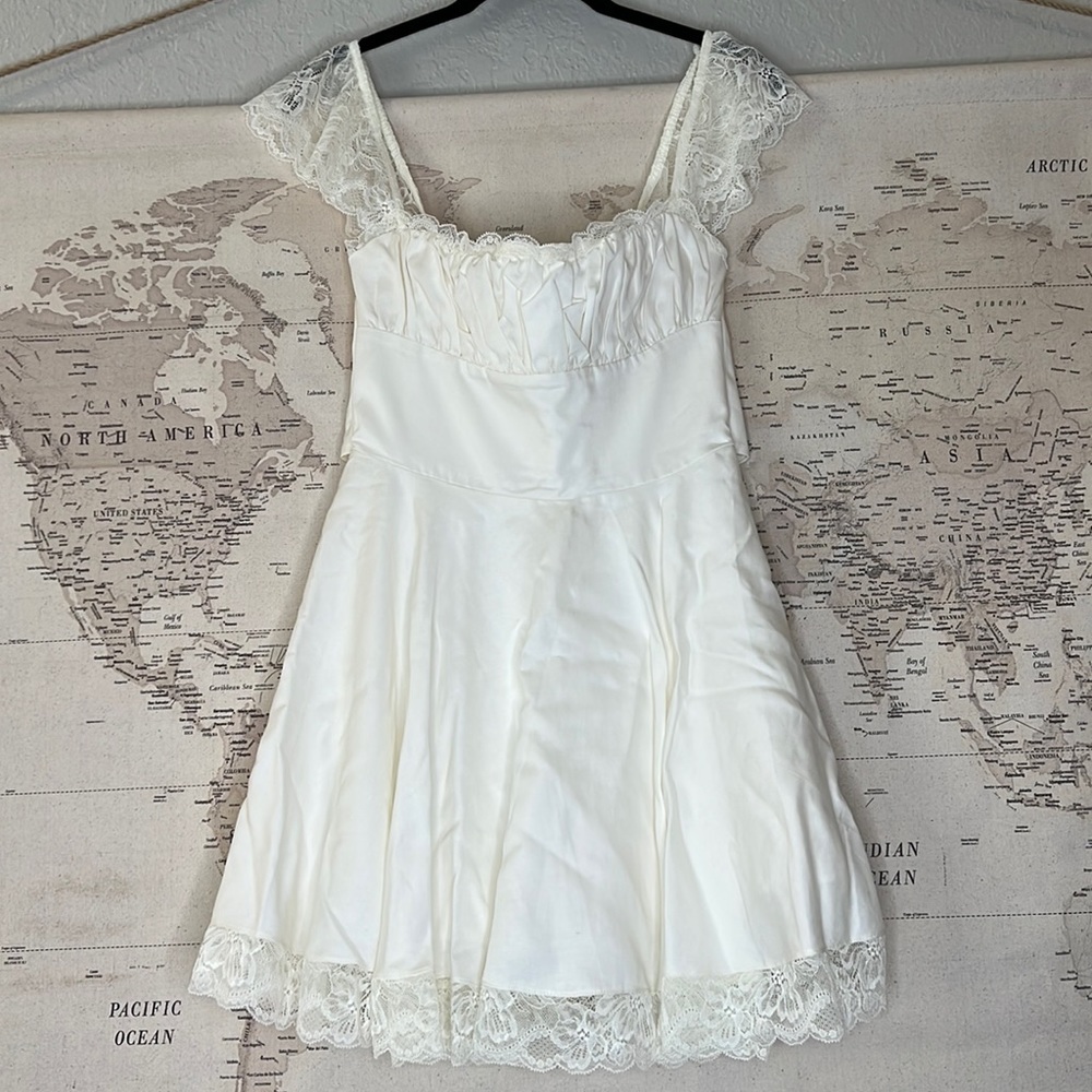 HOUSE OF CB 'Kaia' Ivory A-Line Mini Dress NWOT - Picture 13 of 17